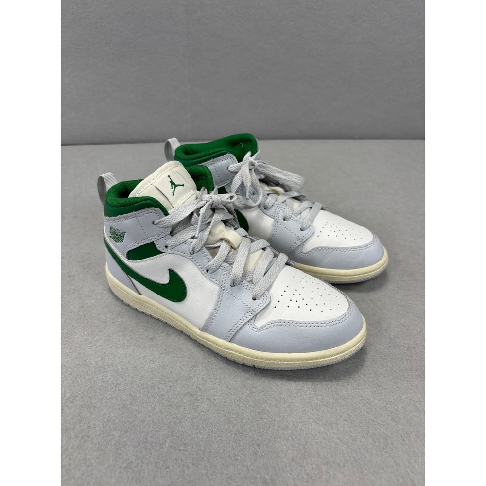 Jordan 1 Mid 3Y DQ8424-142 Summit White/Pure Platinum/Sail/Pine Green - Picture 2 of 9
